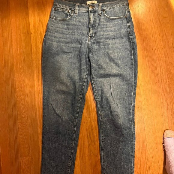 Madewell Tall Classic Straight Jeans in Coldbrook Wash, Size 29T - Picture 2 of 10
